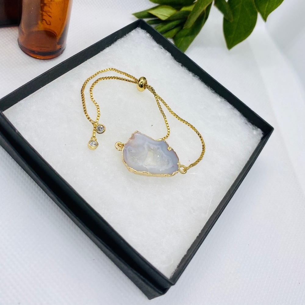 18K Milky White Agate Geode Bracelet - Picture 3 of 8